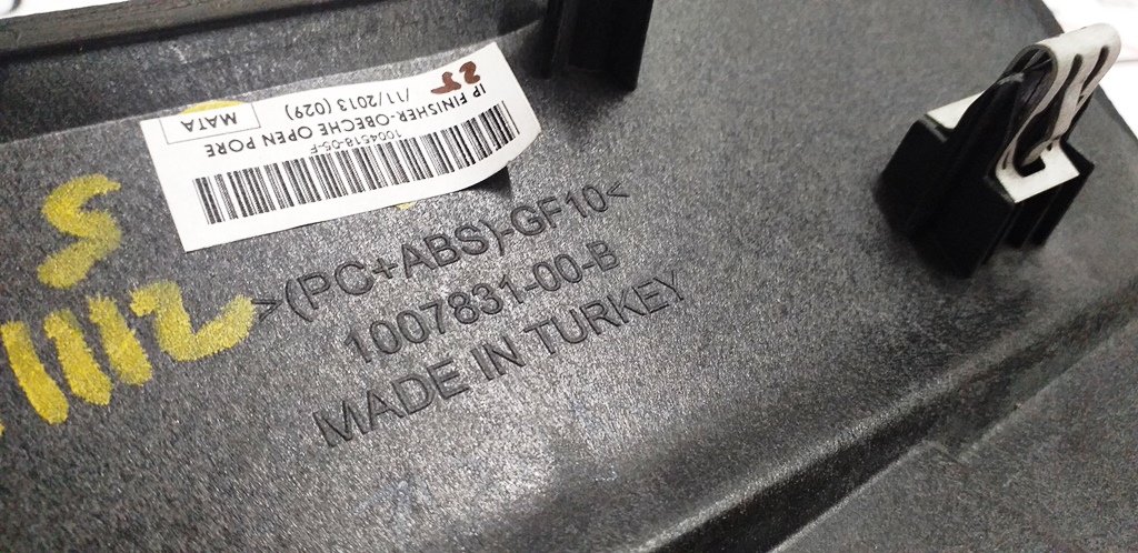 23 1007831-00-B 센터 플레이트 운전석 패널 왼쪽 OBECHE OPEN PORE-VERTICAL Tesla model S 1004518-05-F
